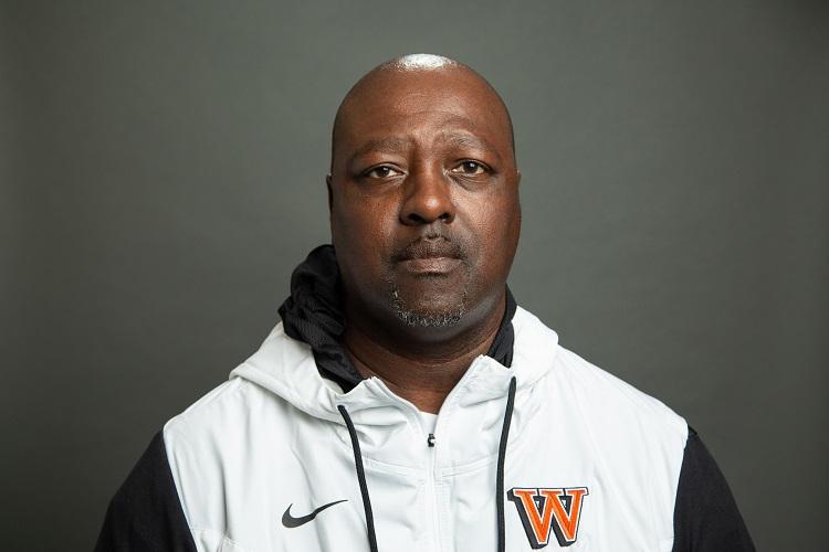 Coach Dave Arnold