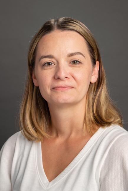 Portrait of Heather Farabee