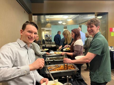 WU Students at Ministry Leaders Dinner