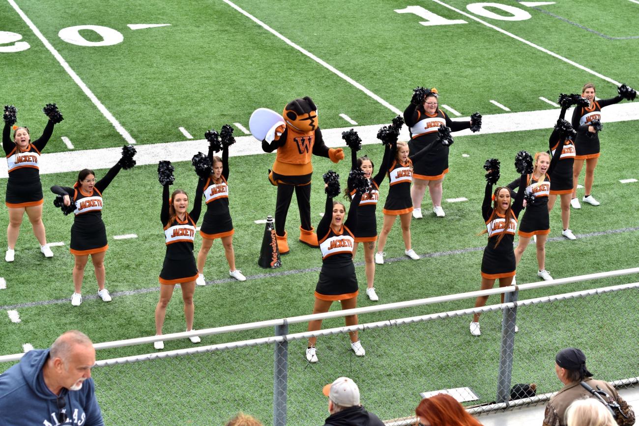 Waynesburg University cheerleaders during 2022 Homecoming