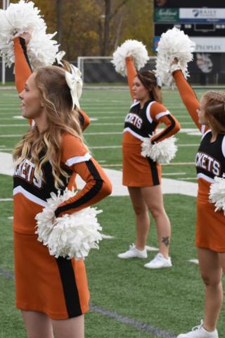 WU Cheerleaders cheer during football game