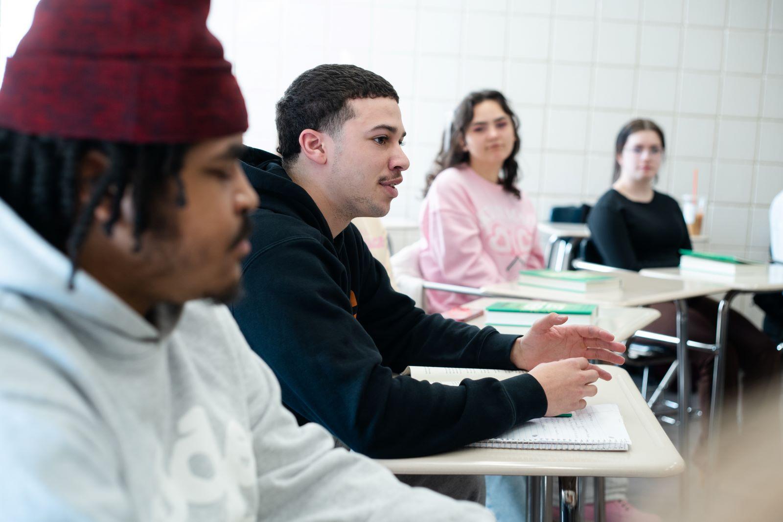 WU students in psychology class