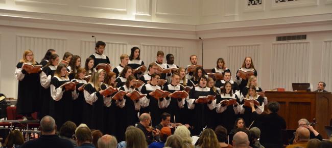 Lamplighters Choir performing during the 2022 Christmas Concert